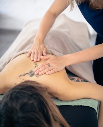 massage pré natal massage post natal bien être pendant la grossesse moment de détente